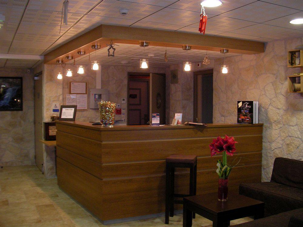 Les Etoiles Du Forez Hotel