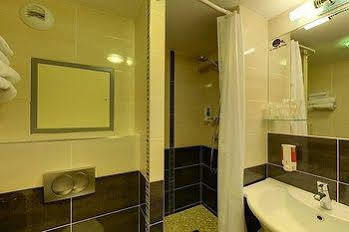 Hotel Les Etoiles Du Forez