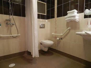 Hotel Les Etoiles Du Forez 2*